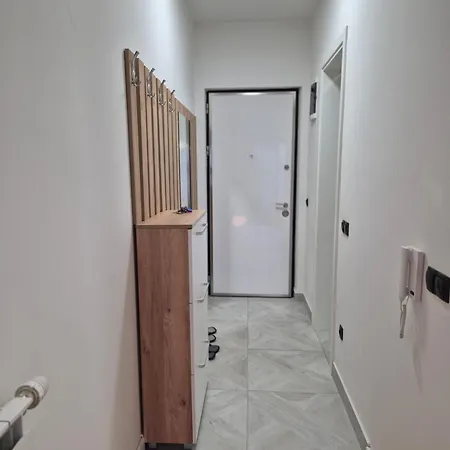 Apartment Colorful Bulevar